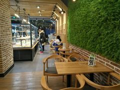 -焙丽拾光(麦凯乐直营店)