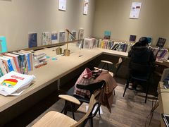 -物质生活书·酒吧