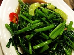-Dang restaurant (patong phuket)