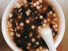 -芳婆糕团店(王府大街店)