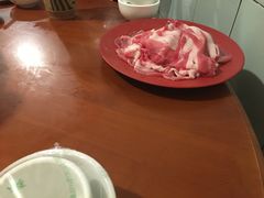 -洞庭洲·防空洞火锅·烧烤·铜锅涮肉(新百广场店)