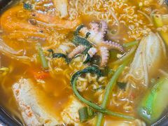 -牛信亭韩国料理·炭火烤肉(紫藤路店)