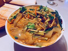 -妈妈家铁锅炖(景诚园综合楼店)