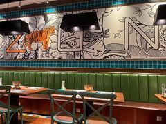 大堂-亚马逊环球美食百汇(新城吾悦广场店)