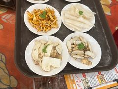 -天宜隆蘑菇宴火锅(石景山旗舰店)