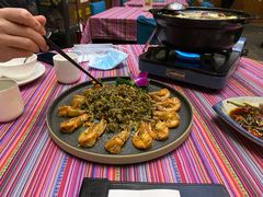 -香巴拉云南餐厅(华莱坞店)