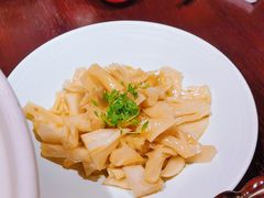 -丽华园·武汉地标楚菜餐厅(青山江滩店)