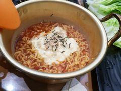 -肉甲韩国木炭烤肉(新壹街1店)