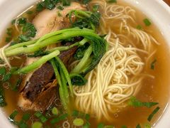 -三两春肚肺汤(崂山路店)