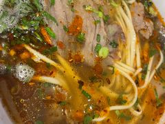 牛骨清汤牛肉面-白金成(珠江路店)