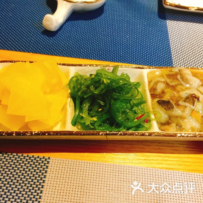 木葉村拉麵居酒屋前菜拼盤圖片-北京日本料理-大眾點評網