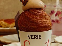-VERIE BAKEHOUSE