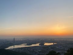 -紫金山山顶公园