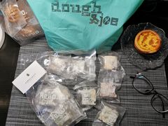 -Dough&Joe团憩(瑞虹天地月亮湾店)