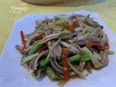 咸菜炒猪肚-华兴餐厅·招牌生鱼片(桃园路店)