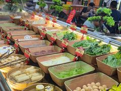 -四囍码头海鲜烧烤自助火锅(外滩南京东路悦荟广场店)