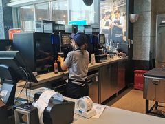 -瑞幸咖啡(汇日央扩国际广场店)