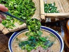 -云阿蛮云南生烫牛肉米线(奉贤路店)