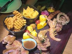 -Famous肥猫墨西哥音乐餐吧(五棵松华熙LIVE店)