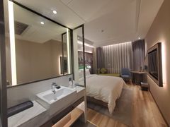 -柏槿酒店(罗湖口岸向西地铁站店)