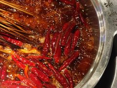 红锅-让签签飞小郡肝串串香(春熙路形象店)