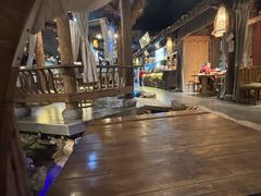 -花溪雨·森林餐厅(石基店)