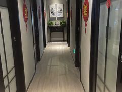 -小邓专业采耳馆(延安西路店)