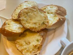奶酪蒜面包-老井俄式餐厅