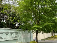 -龙溪路(地铁站)