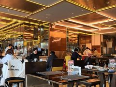 -大中华希尔顿酒店-念自助餐·嗨啤·小龙虾