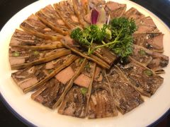 -鱼窝棚柴火铁锅炖(富山屯店)