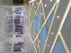 -优衣库(红谷滩万达店)