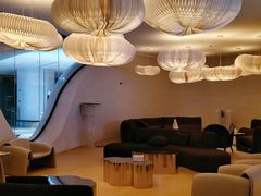 -涨巢·潮玩水疗局