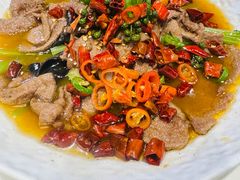 水煮鲁西牛肉-魁盛居百年鲁菜馆(县西巷店)