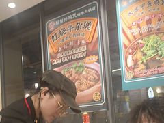 -胡须佬鸡煲四季火锅店(石厦西村直营店)