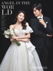 -雪中彩影婚纱摄影·微光艺术中心