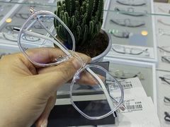 -罗伯特眼镜·蔡司官方授权(罗湖国贸店)