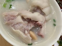 -雷祖芳老妈蹄花店