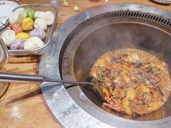 -山河屯铁锅炖·非遗东北菜(南山店)
