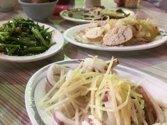 -六合夜市
