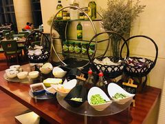 -湖景知味西餐厅•自助餐• 轻食(南京金茂威斯汀大酒店)