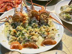 -三亚火车头万人海鲜广场