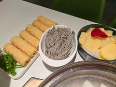 -烹然四季椰子鸡火锅(姚家园万象汇店)