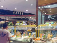 -四海一家自助餐(益田假日广场店)