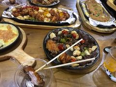 -老东镇啤酒屋海鲜加工·蒸汽海鲜·海鲜烧烤(台东店)