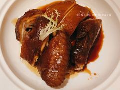红烧乳鸽-杭州JW万豪酒店-万豪中餐厅