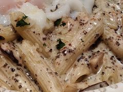 -玛格萝妮比萨屋(四平店)