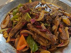 -休记光头香辣蟹干锅店(衣冠庙店)