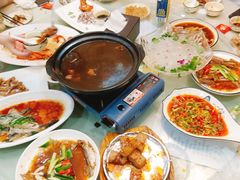 -鑫悦楼煎蟹·16年海鲜大排档