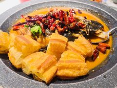 家烧鱼头-青年公社烤鸭(青年路店)